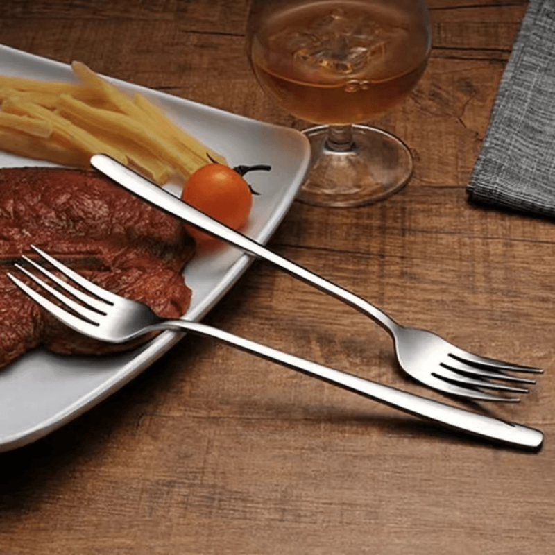 Vilica za zapadnu kuhinju od nehrđajućeg čelika s dugim držačem, ručno rađena, ogledno polirana, 201 nehrđajući čelik