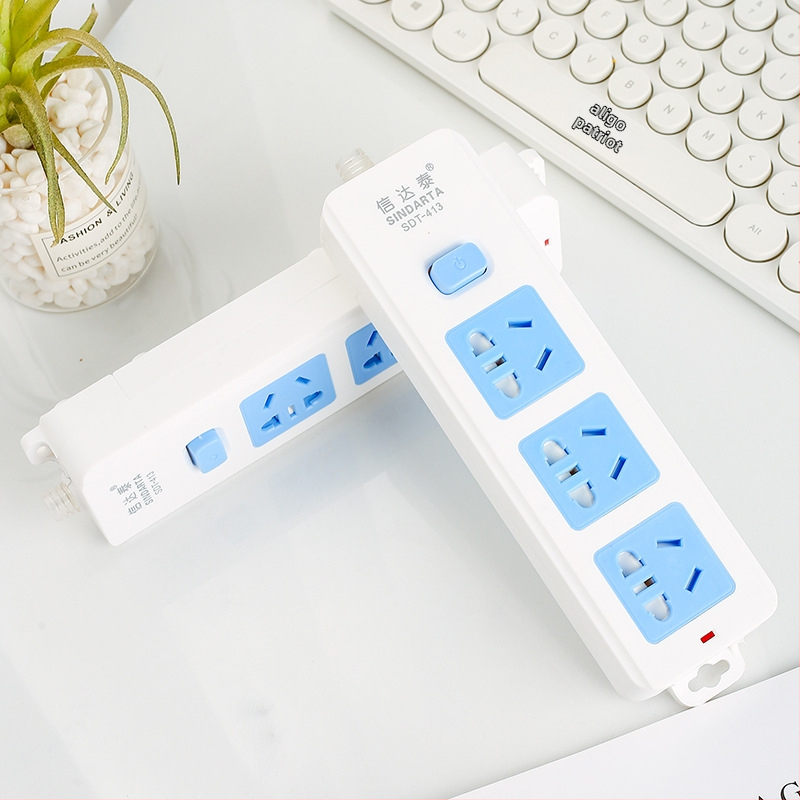 Bez káblový predlžovač s 3 zásuvkami a vypínačom, s pevným háčikom, pre kancelárske použitie