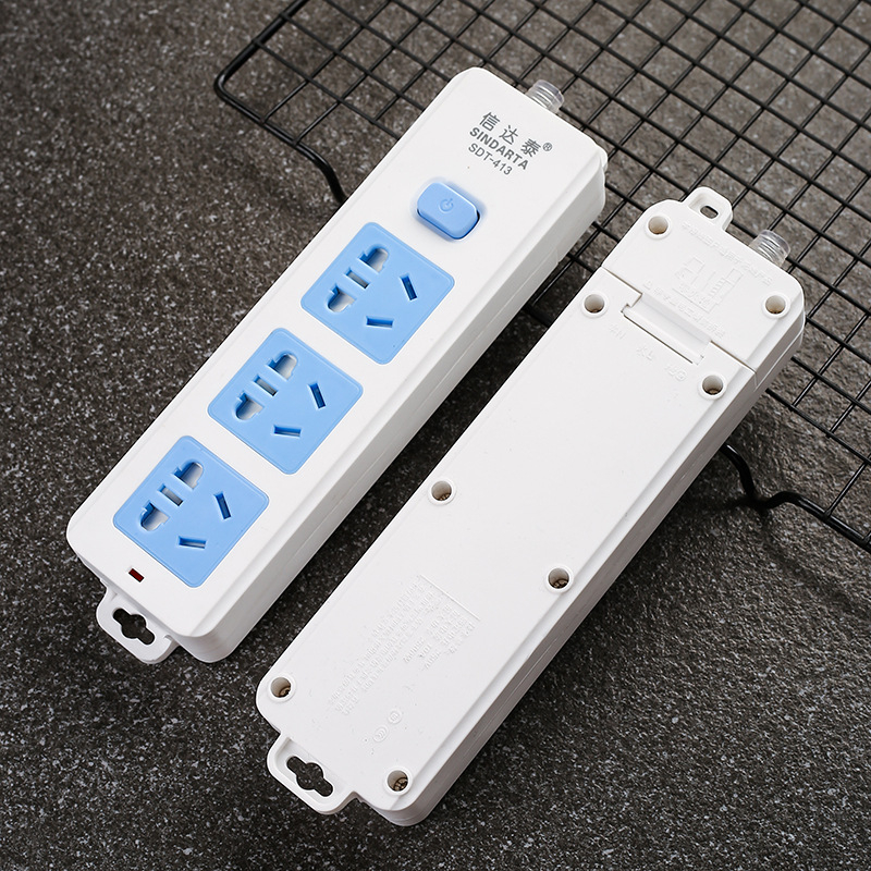 Be kabelio plėtinys su 3 lizdais ir jungikliu, su fiksuotu kabliu, biurui