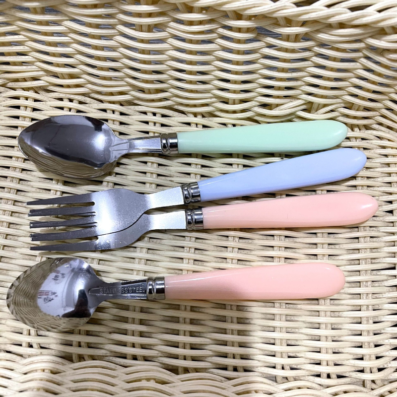 Dječji metalni set žlice i vilice - bez logotipa - pogodan za djecu - izlazi u proljeće 2013
