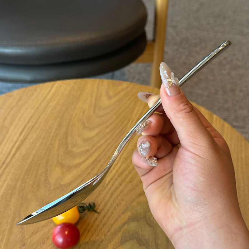 Mangova žlica za posluživanje — 304 nehrđajući čelik, duga drška, ogledni sjaj, minimalistički stil INS