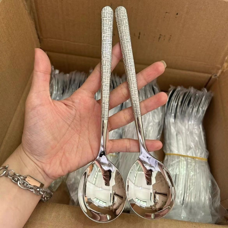 Σετ 3 κουτάλια σε κορεατικό στυλ με μακριά λαβή, χτυπημένη επιφάνεια από ανοξείδωτο ατσάλι, για ενήλικες – δυτικά γεύματα, μοντέρνος μινιμαλιστικός σχεδιασμός