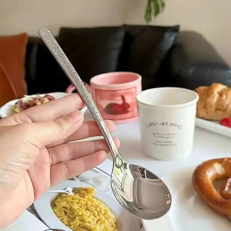 Σετ 3 κουτάλια σε κορεατικό στυλ με μακριά λαβή, χτυπημένη επιφάνεια από ανοξείδωτο ατσάλι, για ενήλικες – δυτικά γεύματα, μοντέρνος μινιμαλιστικός σχεδιασμός
