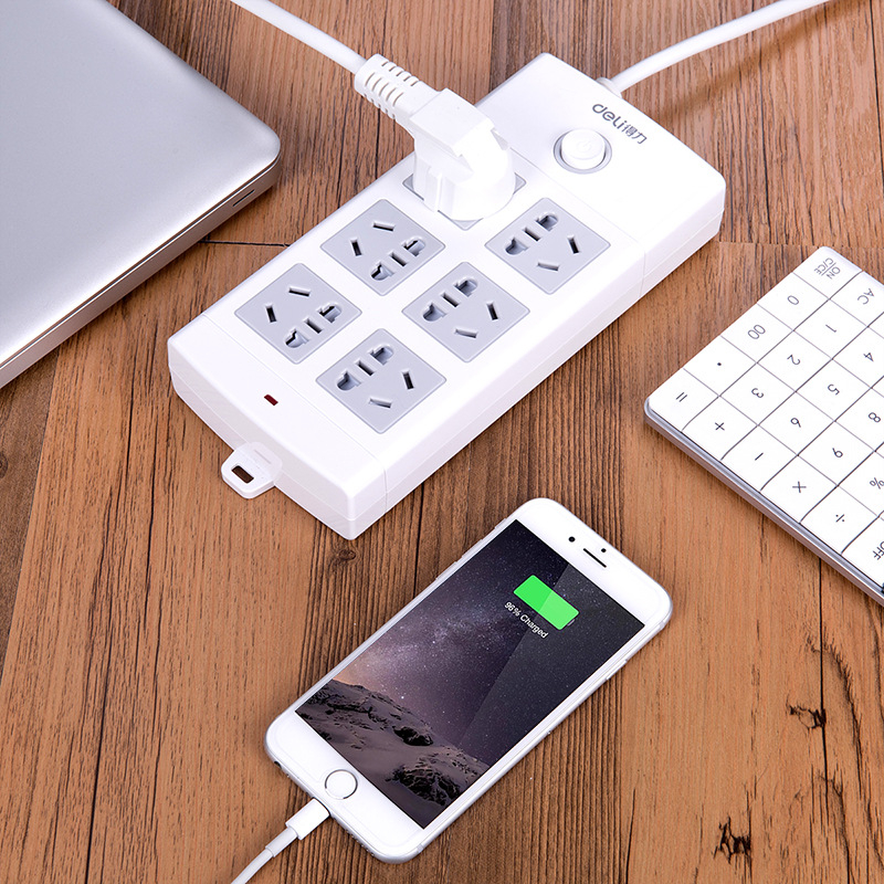 Deli 18206 6 lizdų maitinimo kilpa su 5 m laido, 2500W, ABS korpusas, 250V, biurui/namams