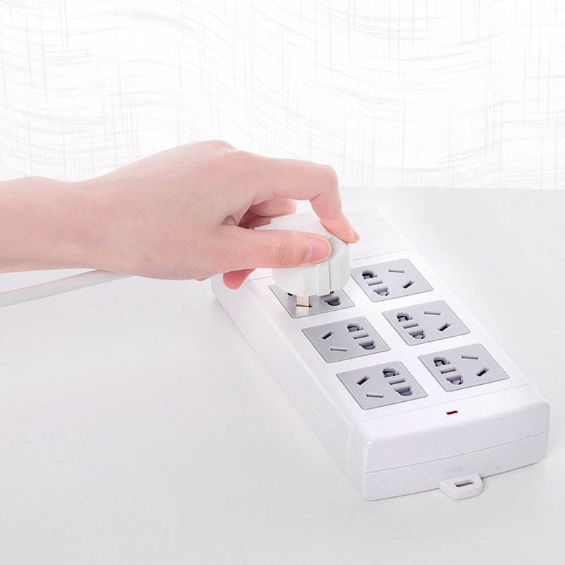 Deli 18206 6 lizdų maitinimo kilpa su 5 m laido, 2500W, ABS korpusas, 250V, biurui/namams