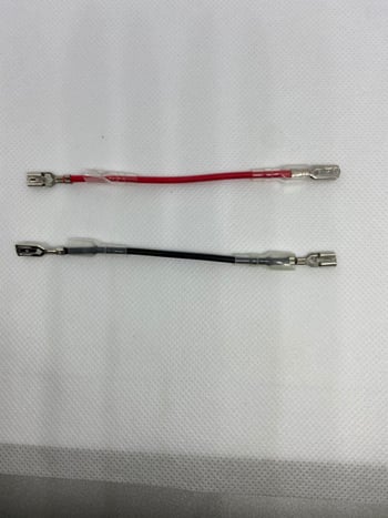 Zaključavajući spojni kontakt za napajanje, 2-polni, konektori 4,8 mm i 6,3 mm, s kabelom