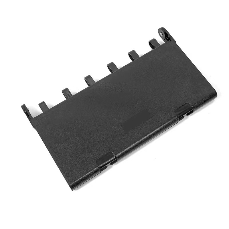 Rezultatų skydelis – ABS; daug sportų suderinamumas (krepšinis, futbolas, tenisas, badmintonas, stalo tenisas, tinklinis); logotipo spausdinimas; pritaikymas; apima keitimo kortelę ir taktinę lentą