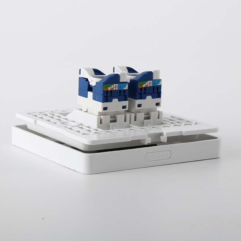 86 tipa sienas slēdžu panelis, sienas uzstādīšana, 16A, 50–440V