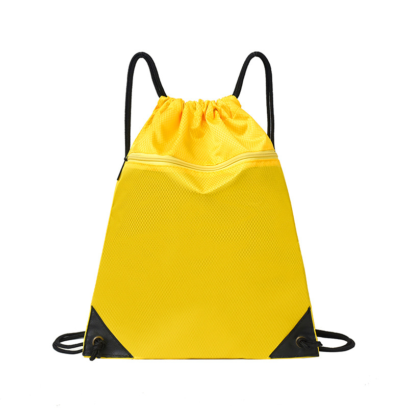 Sportlik kott suure mahutavusega, veekindel, Oxford materjal, kumerad õlarihmad, vooder