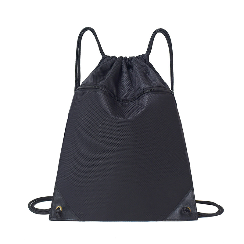 Sportlik kott suure mahutavusega, veekindel, Oxford materjal, kumerad õlarihmad, vooder