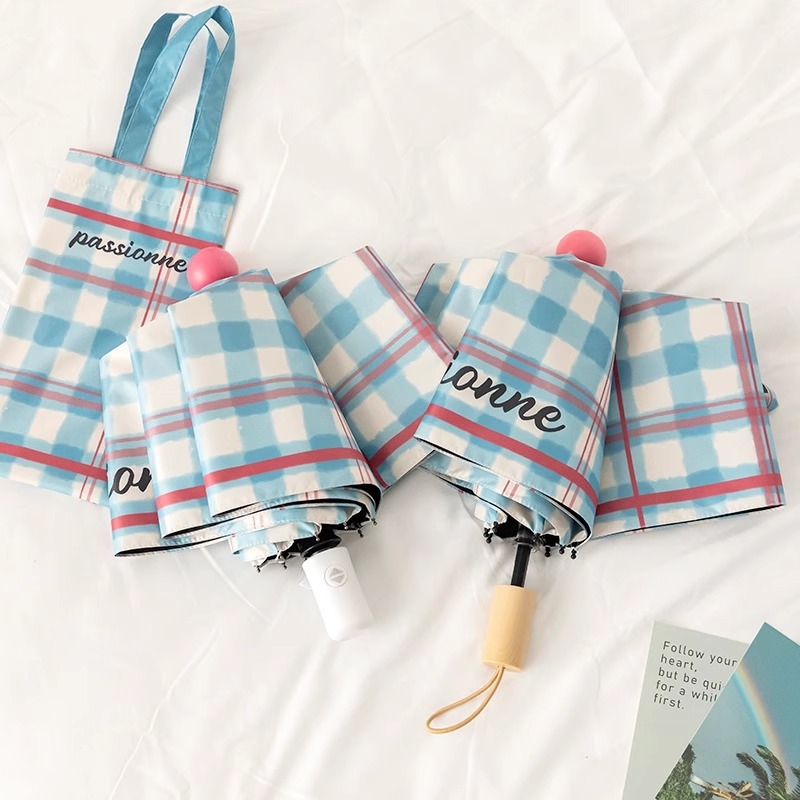 Automatinis sulankstomas skėtis saulėms ir lietui, UV apsauga UPF>50, 8-ribių rėmas iš lydinio, 190T poliesterio audinys, tvirta medinė rankena