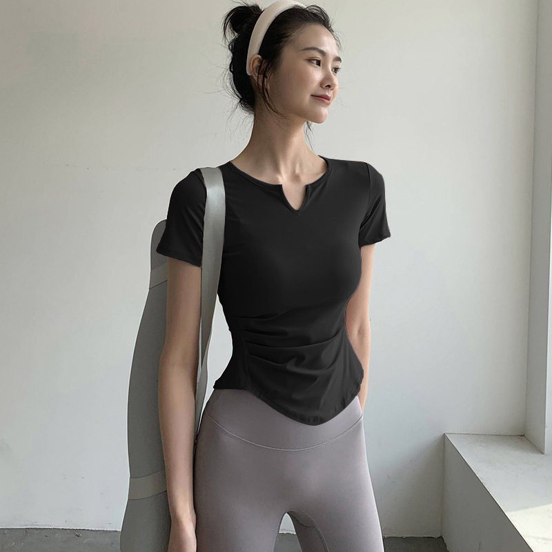 Top de antrenament pentru femei, cu mâneci scurte, uscare rapidă, croială strânsă; material: 82,5% poliester, 17,5% elastan