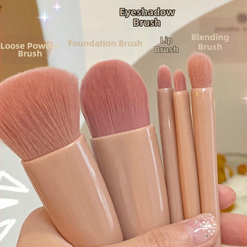 5 dalių makiažo šepetėlių rinkinys su minkštomis sintetinių šerelių, plastmasine rankenėle, nešiojama dėžutė