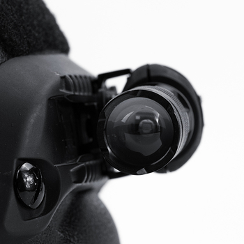 Pribor za kacigu za biciklizam s bočnim osvjetljenjem i nosačem; materijal: najlon plastika; marka Shellfish; prilagodljiva obrada; otisnuti logo; licencirana privatna oznaka