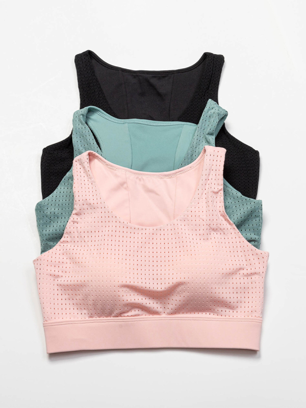 Sporta krūšturis ar 3/4 kupām, fiksētām dubultām siksnām, aizmugurē trīs rindām sprādžu, galvenais audums 84% poliestera, 16% spandeksa