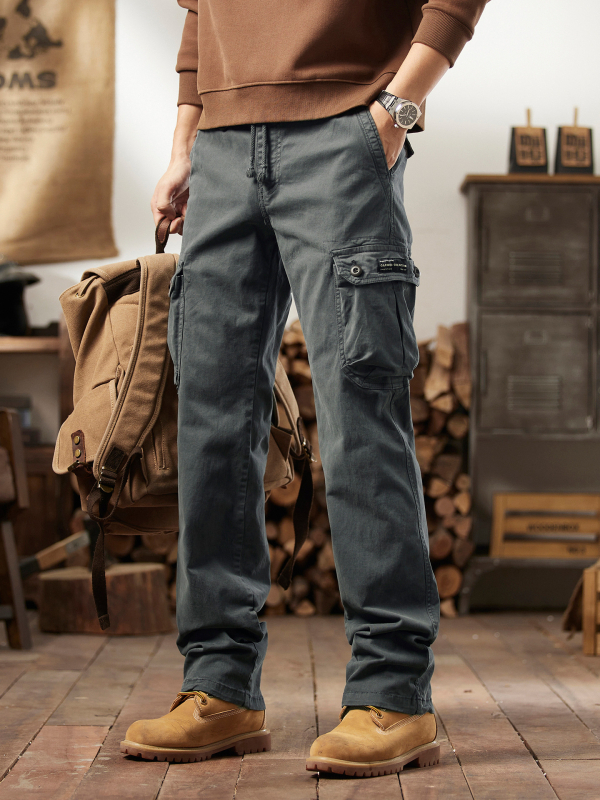Vīriešu darba ikdienas bikses amerikāņu vintage stilā, taisna silueta, vidējā josta, daudz kabatu, kokvilnas maisījums