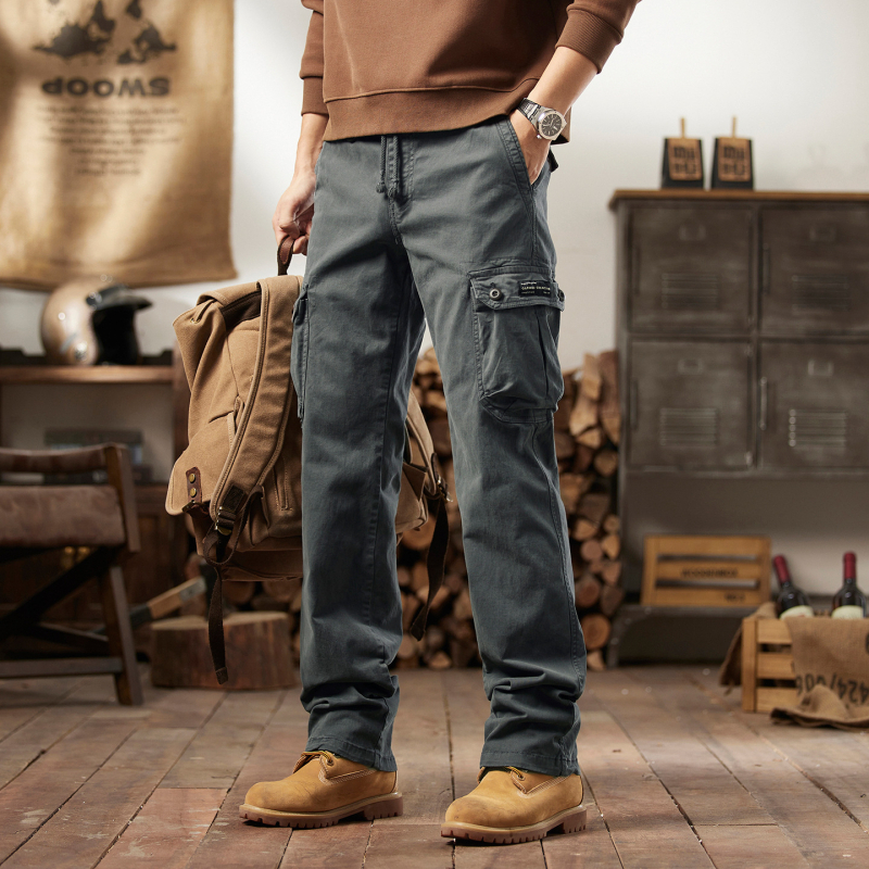 Vīriešu darba ikdienas bikses amerikāņu vintage stilā, taisna silueta, vidējā josta, daudz kabatu, kokvilnas maisījums