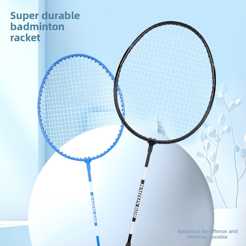 Dviejų raketų badminton komplektas su medvilnine rankena, plieno lydinio rėmas, nailono stygos, svoris 95–100 g, tiesi raketė