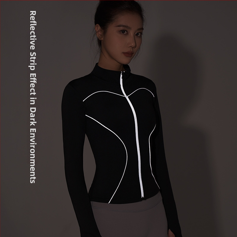 Sieviešu atstarojošā skrējiena jaka ar augstu apkakli, garām piedurknēm, līniju raksts, poliestera-spandeksa maisījums