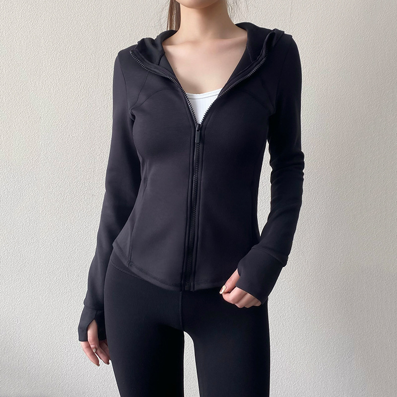 Moteriška kapuciuota sportinė striukė rudenį — ilgomis rankovėmis, 50% medvilnė