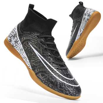 Nogometne tenisice s visokim gornjim dijelom, gornji dio od najlonske kože, potplat od telećih tetiva, protuklizne