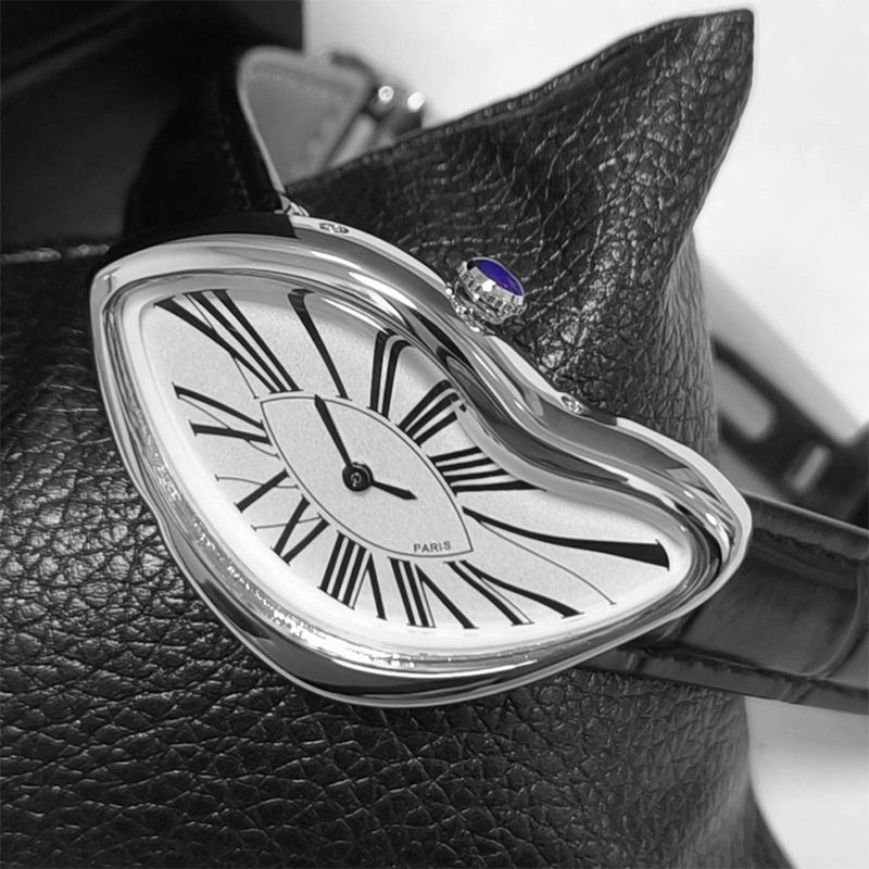 Часовник CS015 Irregular – Y2K вдъхновен моден часовник с нередовен дизайн, кварцов механизъм, кожена каишка от естествена кожа, корпус от сплав, водоустойчивост 30M