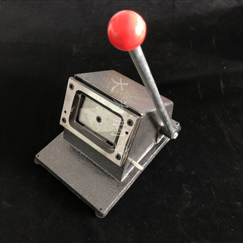 Manuaalne PVC kaartide lõikur, ristkülikukujuline, krediidi-/pangakaartide, juhilubade ja isikut tõendavate kaartide jaoks — Great