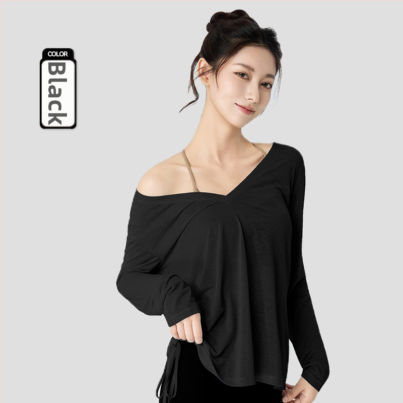 Jogos hoodis su gobtuvu – kvėpuojantis, laisvas pjūvis, ilgis virš klubų, 100% poliesteris