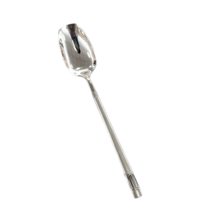 Žlica od nehrđajućeg čelika, moderni minimalistički dizajn, ogledno-poliran završni sloj, mogućnost prilagodbe