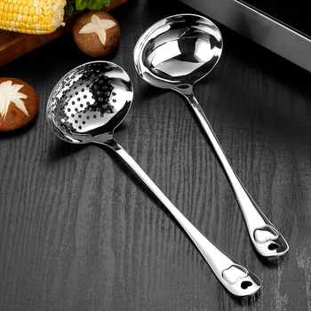 316 nerūdijančio plieno sriubos šaukštas su sieteliu, ilgai rankena – virtuvei, aukštos temperatūros atsparumas, nudegimų apsauga