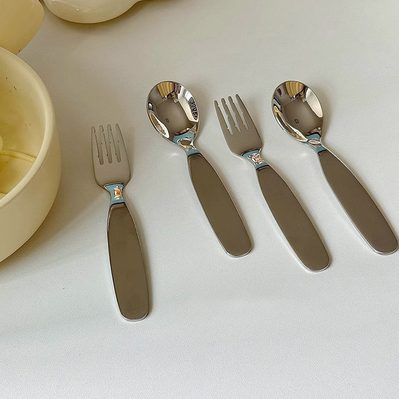 Vaikų šaukštų ir šakutės rinkinys iš nerūdijančio plieno, 410 nerūdijanto plieno, veidrodinis poliravimas, skirtas vaikams nuo 1 iki 5 metų, galima logotipo spausdinimas