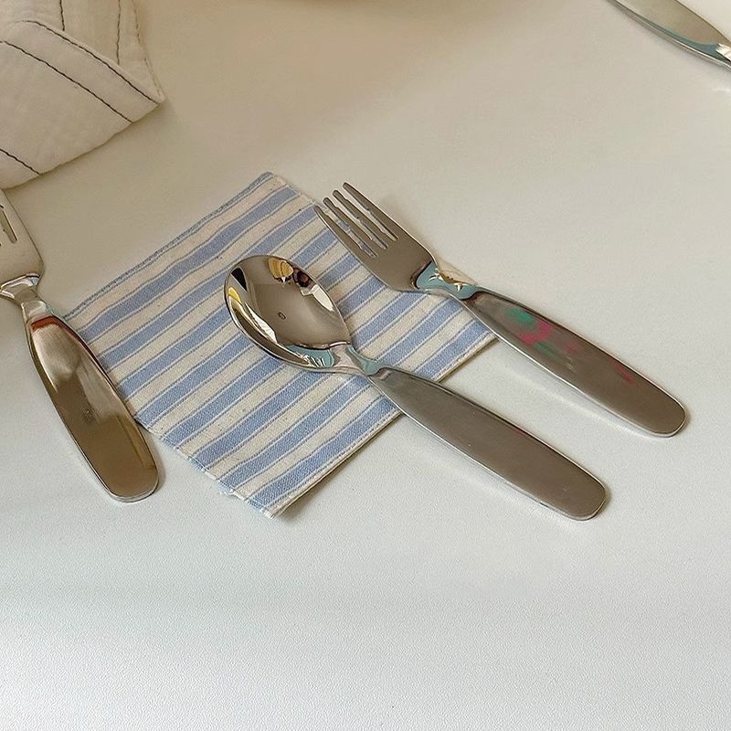 Vaikų šaukštų ir šakutės rinkinys iš nerūdijančio plieno, 410 nerūdijanto plieno, veidrodinis poliravimas, skirtas vaikams nuo 1 iki 5 metų, galima logotipo spausdinimas