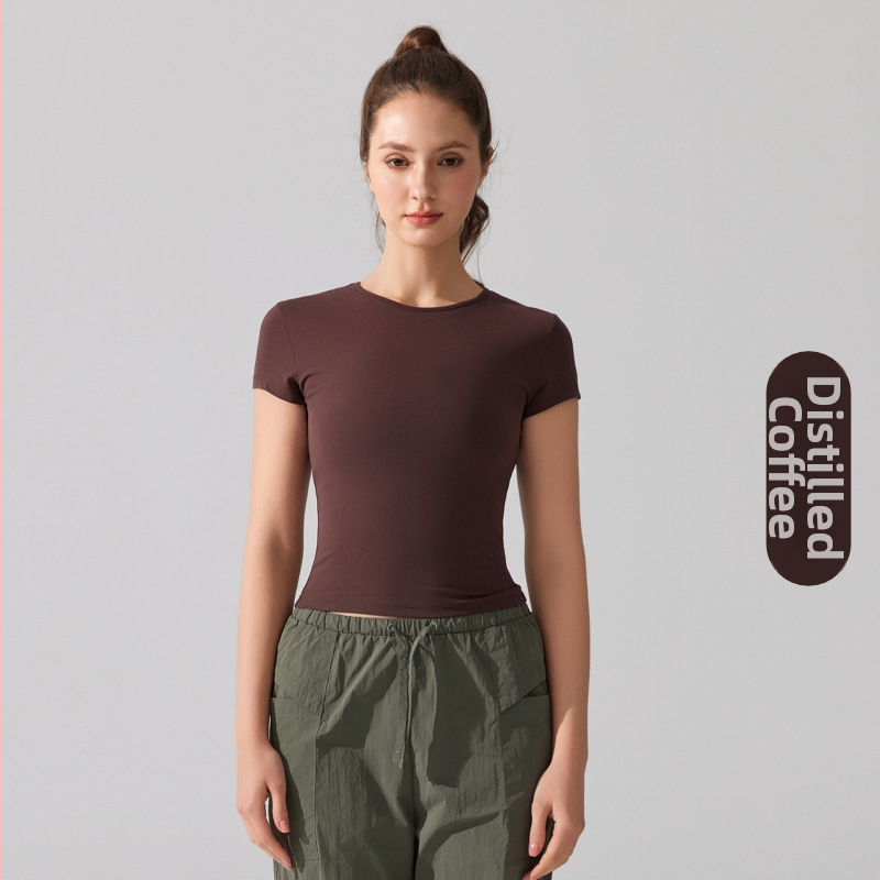 Joga marškinėliai su trumpomis rankovėmis, kvėpuojantis ir greitai džiūstantis audinys Cloud Sense Pro, sudėtis 87,9% nailonas ir 12,1% spandeksas, liesas kirpimas