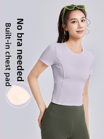 Moterų jogos marškinėliai su krūties pagalvėlėmis, trumpomis rankovėmis, raišteliai, siauras kirpimas, kvėpuojantis (Kvėpuojantis • Poliesteris + Spandeksas • 82.5% + 17.5% • Trumpomis rankovėmis • Siauras kirpimas)