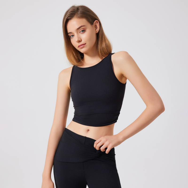 Moteriška be petnešių nailoninė sportinė liemenėlė jogai ir bėgiojimui, pilnai formuoti puodeliai, 78% nailonas, įmontuoti įdėklai, drėgmės valdymas, kvėpavimas