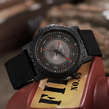 Ārējo sporta pulkstenis ar nerūsējoša tērauda siksnu, kvarca mehānisms, sakausējuma korpuss, bez ūdensizturības