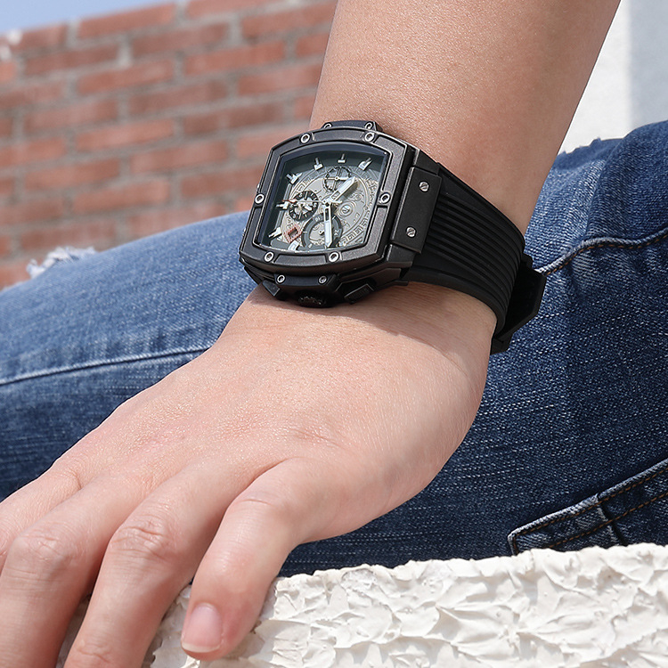 Vīriešu sporta pulkstenis ar kalendāru un taimeri, cilindra formas cipferis, 47,5 mm diametrs, kvarca LD53 mehānisms, ūdensizturība 30 m, modelis 333G