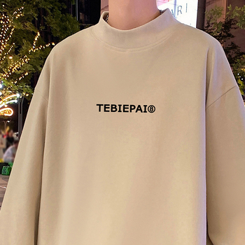 Тениска с дълъг ръкав, свободна кройка, кръгла яка; полиестер 96% + еластан 4%; за зимния и есенно-пролетния сезон