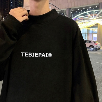 Тениска с дълъг ръкав, свободна кройка, кръгла яка; полиестер 96% + еластан 4%; за зимния и есенно-пролетния сезон