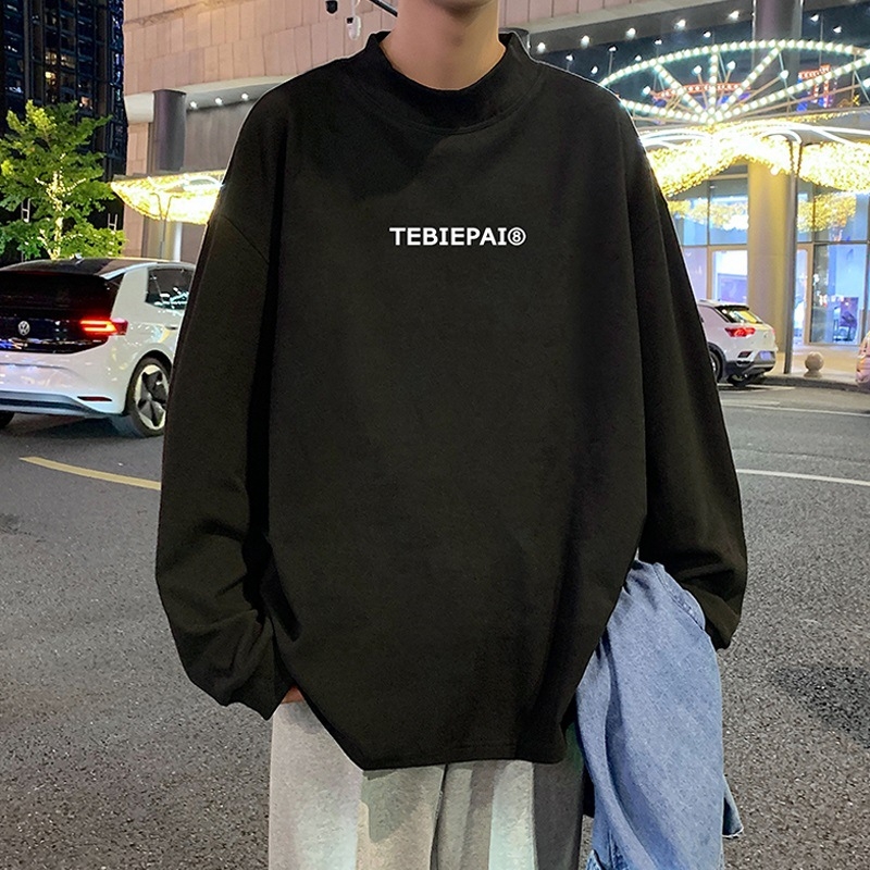 Тениска с дълъг ръкав, свободна кройка, кръгла яка; полиестер 96% + еластан 4%; за зимния и есенно-пролетния сезон