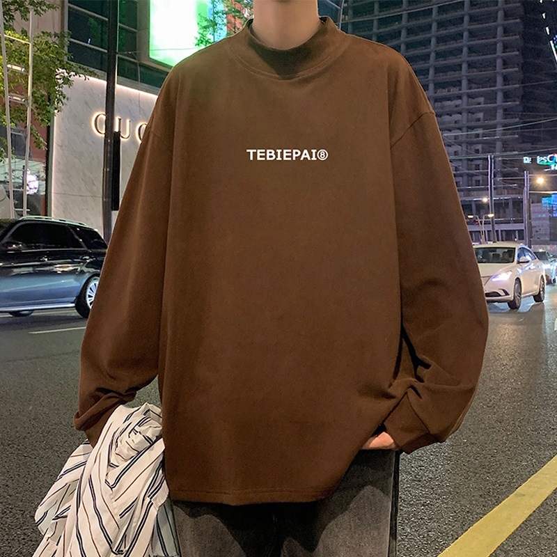 Тениска с дълъг ръкав, свободна кройка, кръгла яка; полиестер 96% + еластан 4%; за зимния и есенно-пролетния сезон