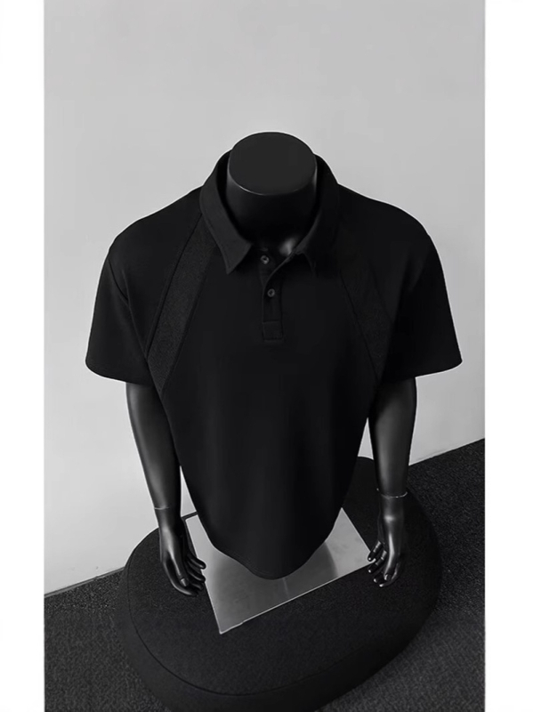 Πλεκτή μπλούζα Polo με κοντό μανίκι, χαλαρή εφαρμογή, μονόχρωμη, πολυεστερική ανάμικτη ίνα, λεπτομέρεια κολλάζ, καλοκαίρι 2025