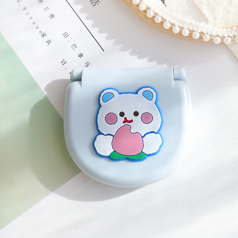 Adatos dėžutė - Mielas animacinio stiliaus nešiojamas siuvimo rinkinys, 500 vnt/ dėžutė, prekės kodas C218, svoris ~42,2 g, užsakymo apdorojimas