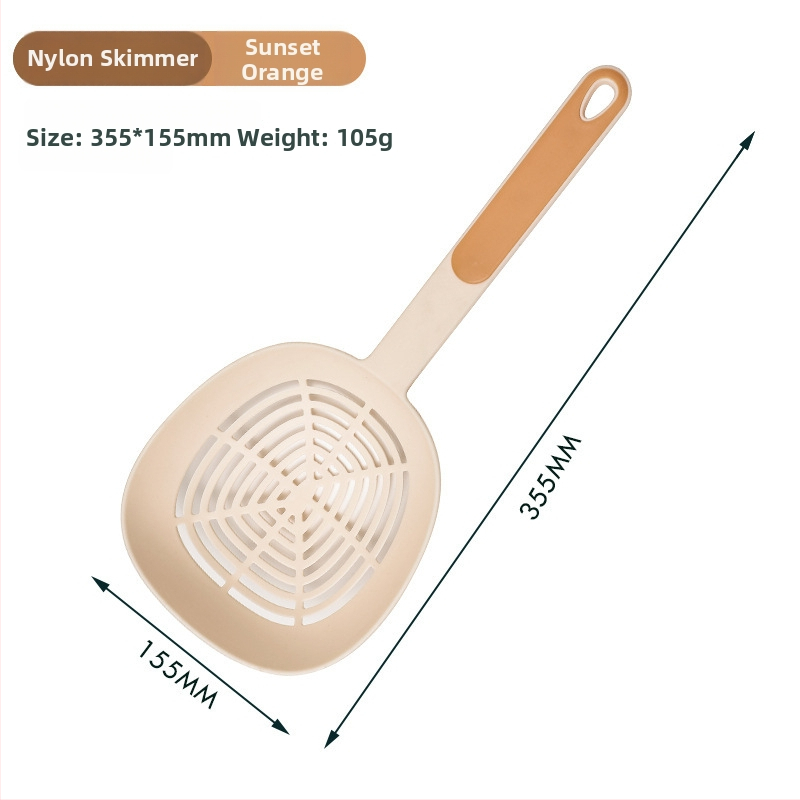 Kuchynská lyžica z Nylon+PP materiálu, protišmyková a tepelne odolná, rukoväť PP