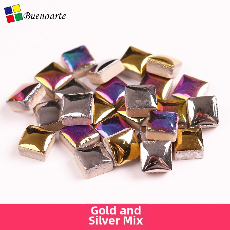 Rankų darbo keraminiai mozaikos fragmentai, nereguliarios formos, glazūruotas paviršius