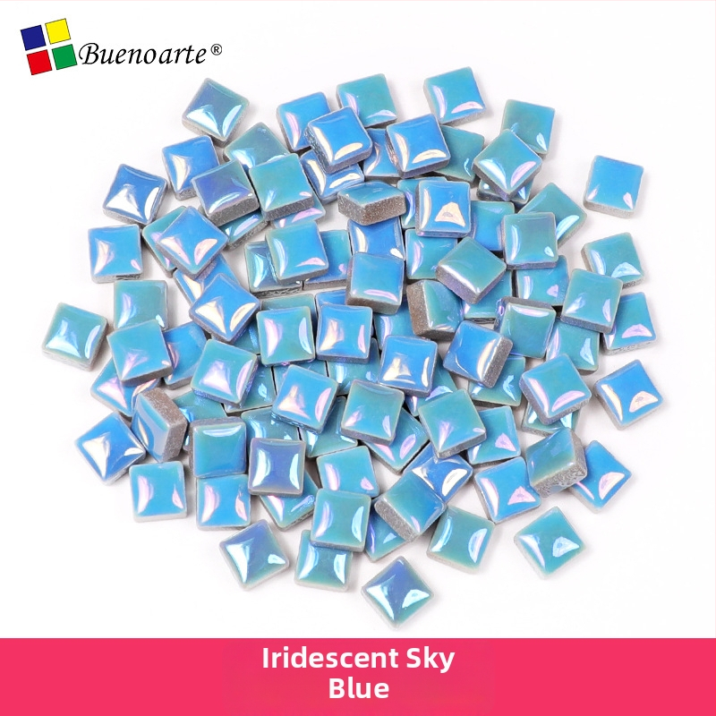 Rankų darbo keraminiai mozaikos fragmentai, nereguliarios formos, glazūruotas paviršius