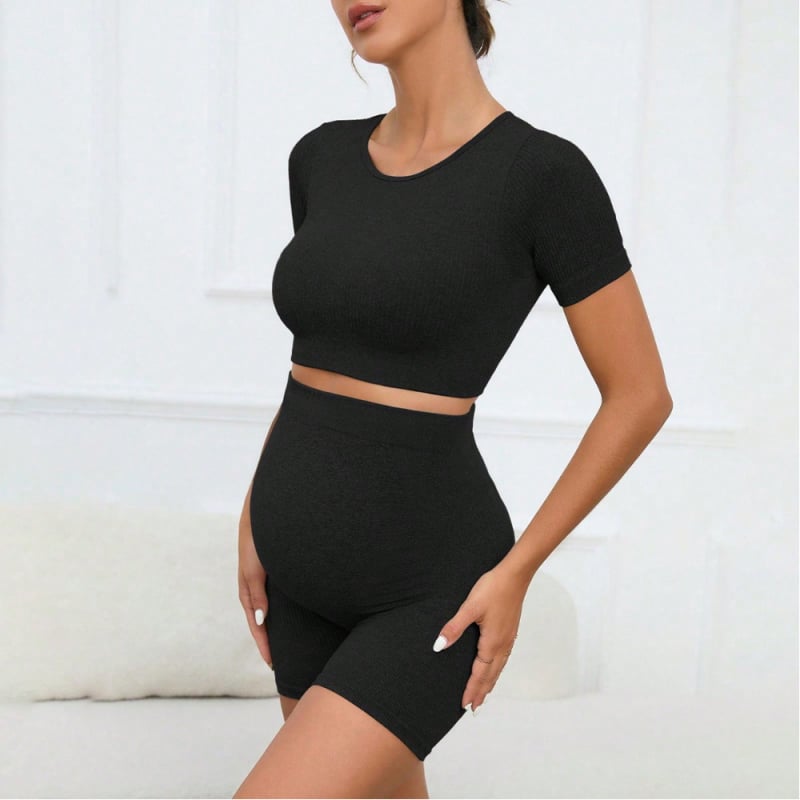 Комплект за бременни за йога: къс ръкав, безшевна плетена тъкан, дишащ и бързосъхнещ, шорти; състав: 65% нейлон, 25% полиестер, 10% спандекс