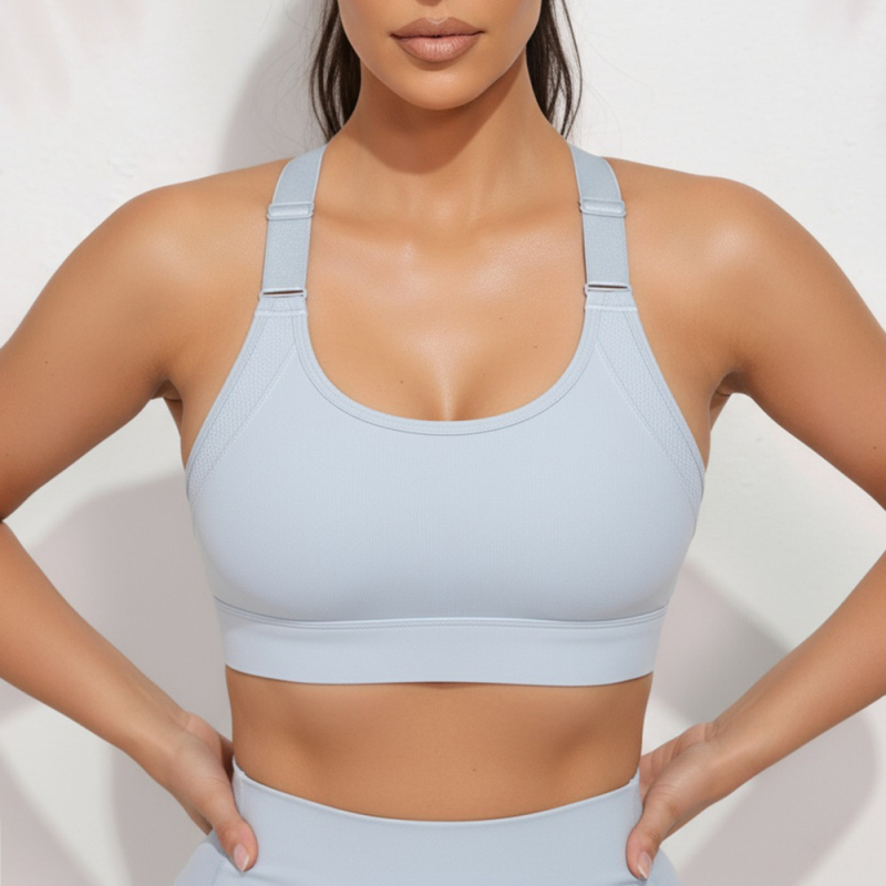 Moteriškas Lycra sportinis liemenėlis, formuotos 3/4 taurės, fiksuotos dvigubos petnešos, užpakalinė trijų eilių sagtis, kvėpuojantis audinys