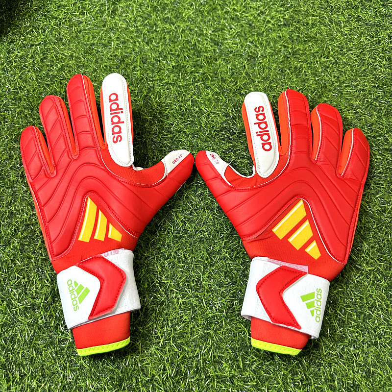 Futbola vārtsarga cimdi ar siksnām, latekss, Miketon, universāli, nodilumizturīgi