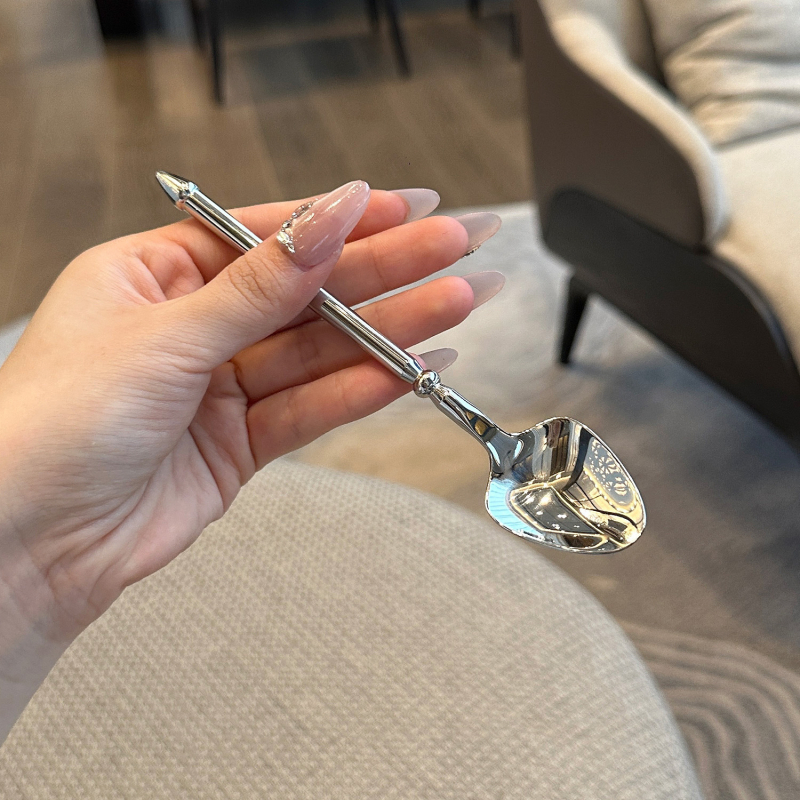 LEKEJA set pribora za jelo od 304 nehrđajućeg čelika s oglednim poliranjem, ručno izrađen